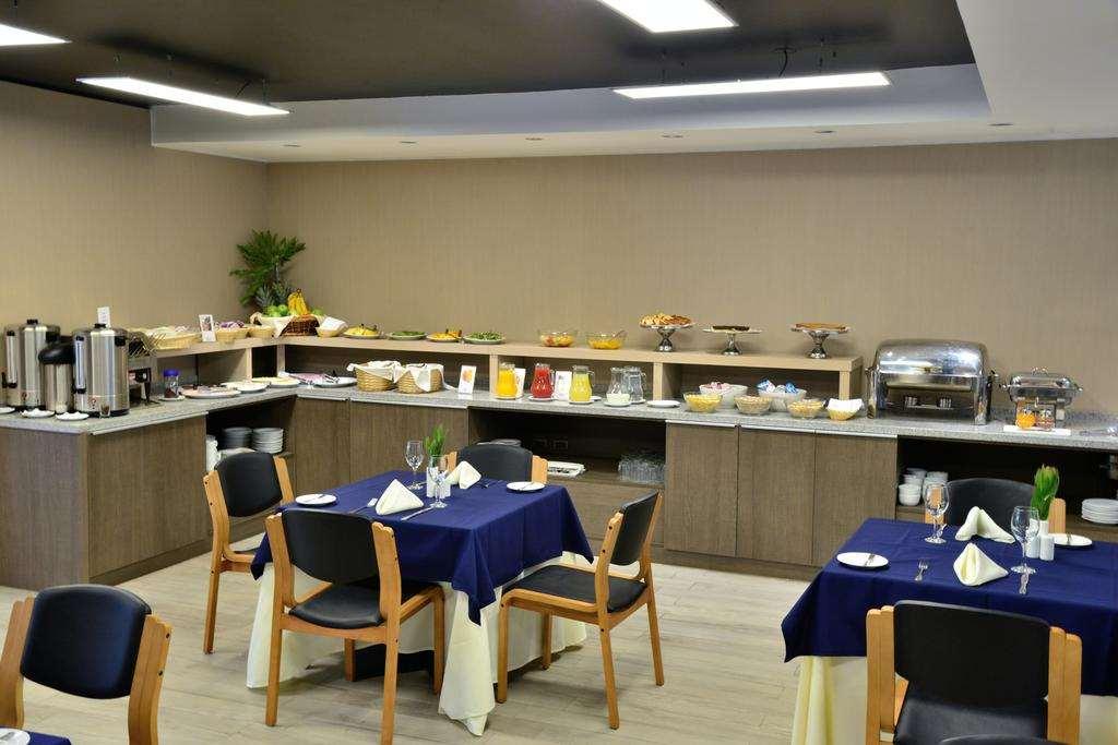 Panamericana Hotel Providencia Santiago Restaurant photo